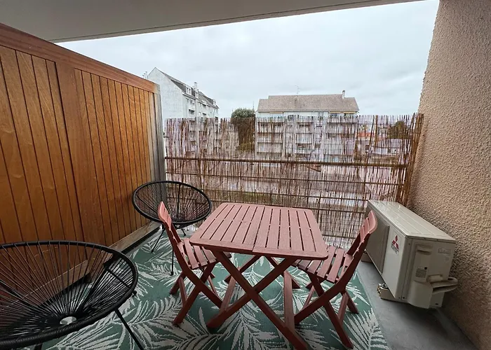 Апартаменты Havre De Paix Climatise Parking T2 *